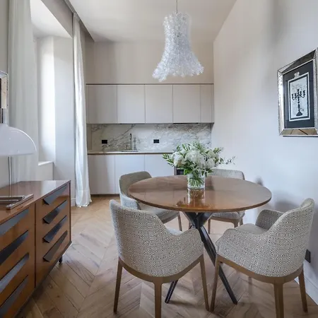 - Palazzo Signoria Luxury 9 Апартаменты *
